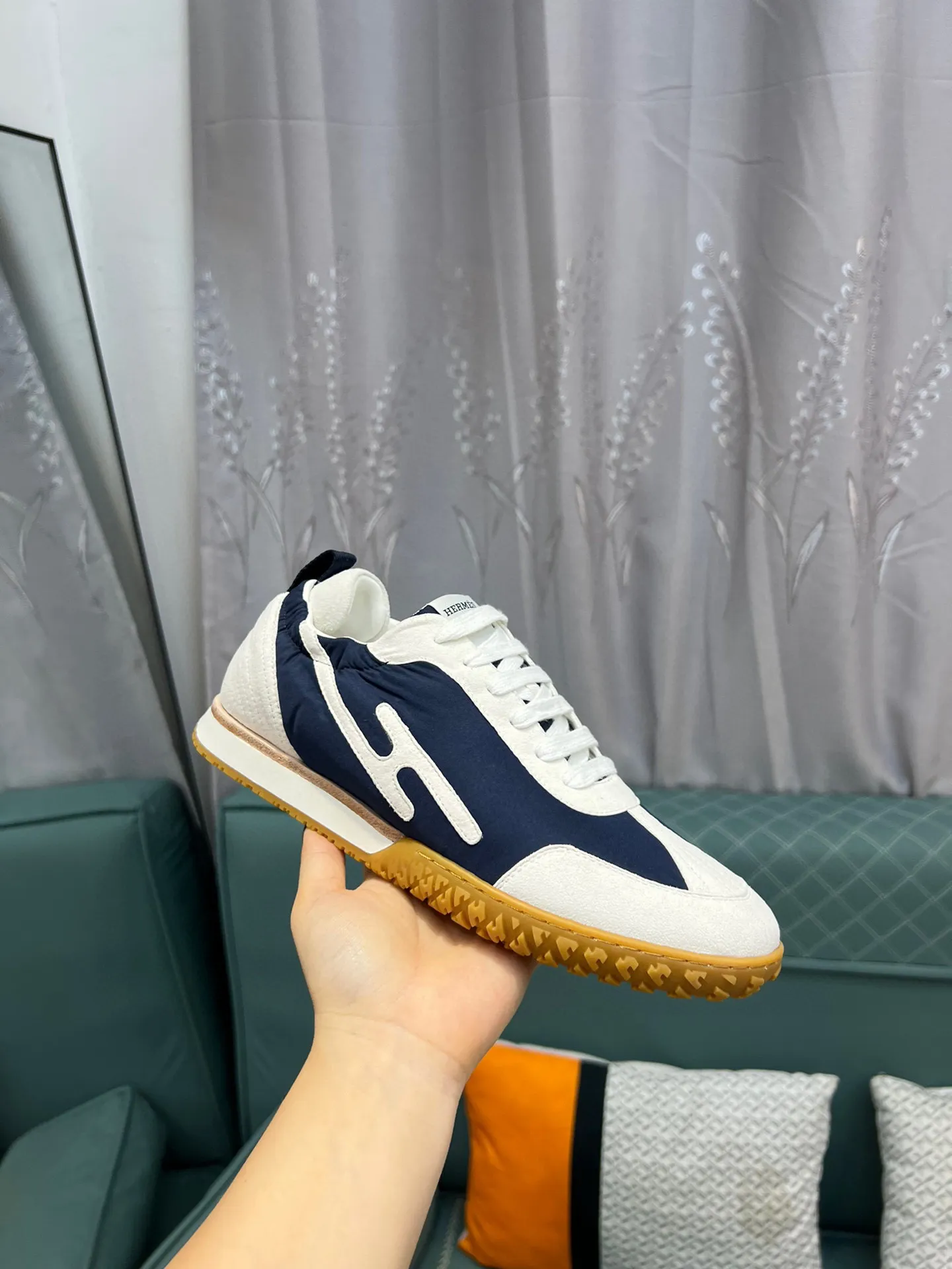 Men's shoes 💰660 [HERMES] Hermès - High-end quality original order 🔍🔍 - Upper: 🔝 cowhide suede splicing design - Inner lining: imported mixed sheepskin - Outsole: TPR foam · Rubber: two-color combined molding outsole - Super high quality control · Fine workmanship: highlighted (high-end, luxury, grade) -Size: 38-44 (45, 46, can be customized)